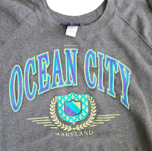 Vintage Grey Oversized Athletic Graphic Sweatshirt Unisex - Picture 6 of 9